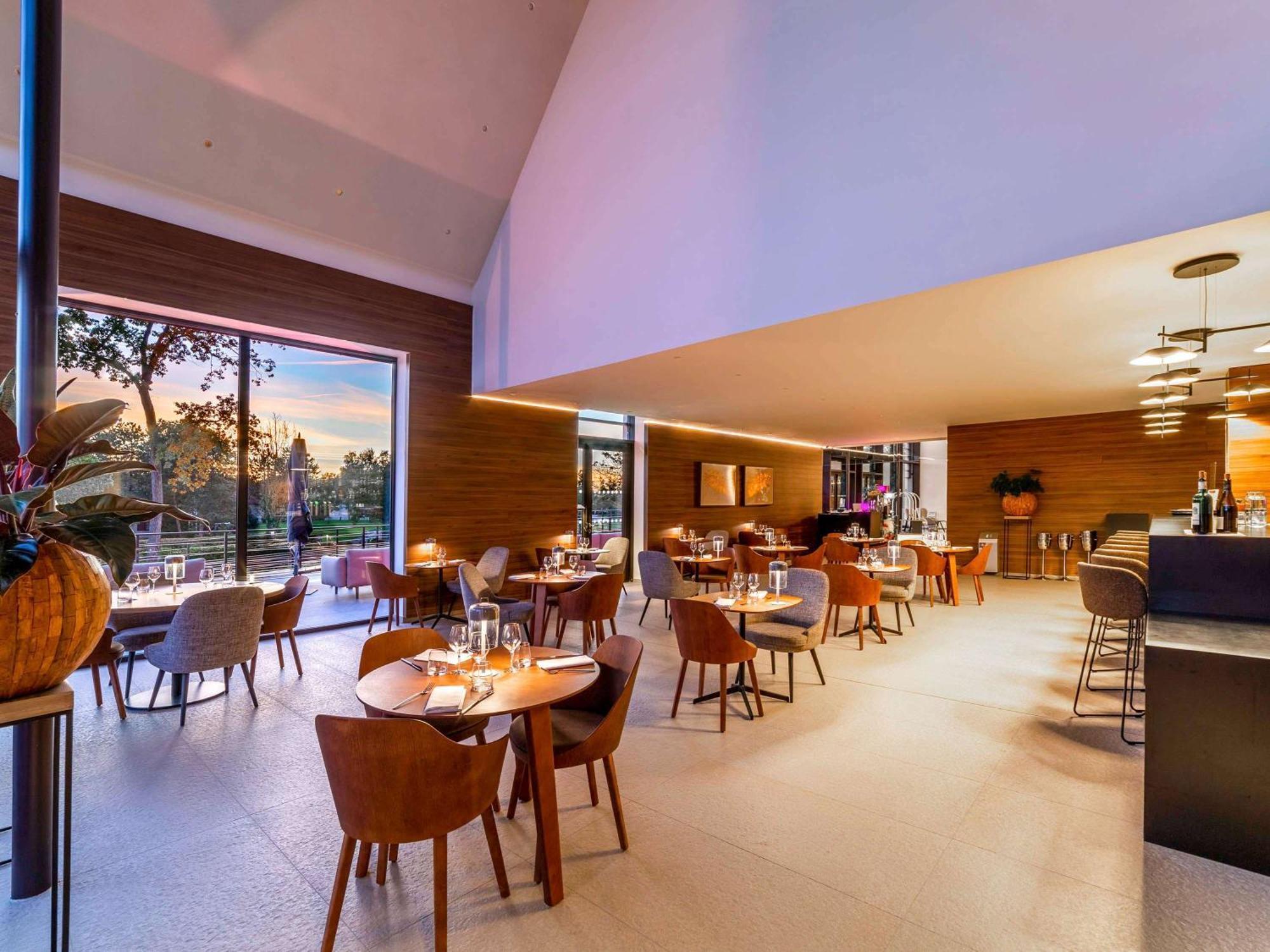 Le Domaine Des Vanneaux Golf Et Spa Mgallery Л'Іль-Адам Екстер'єр фото